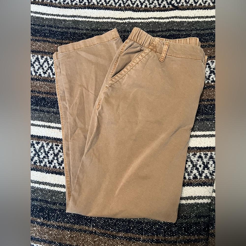 Old Navy Women's Khaki Chinos Size Large - Picture 4 of 4